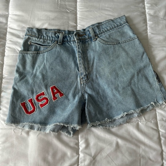 Vintage High Waisted USA Raw Hem Denim Short